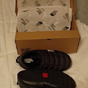 The North Face Men's Quilted Slip-On Mules in Black